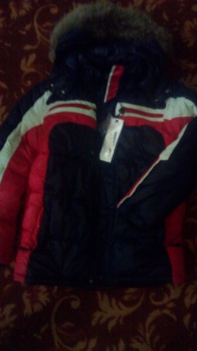 куртка зимняя продается