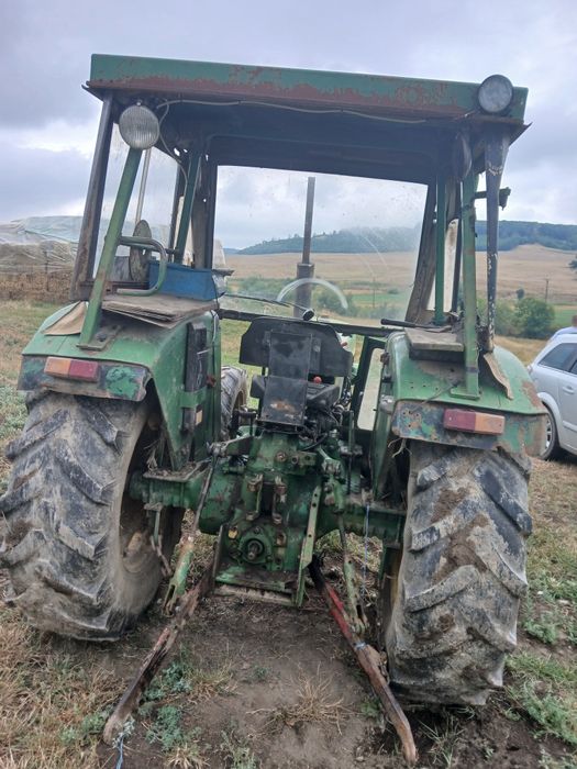 Tractor de vânzare
