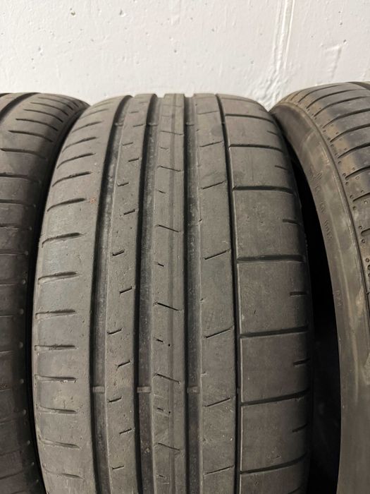 Vnad anvelope Pirelli P Zero PZ4 N1 Porsche 235/35/20 265/35/20
