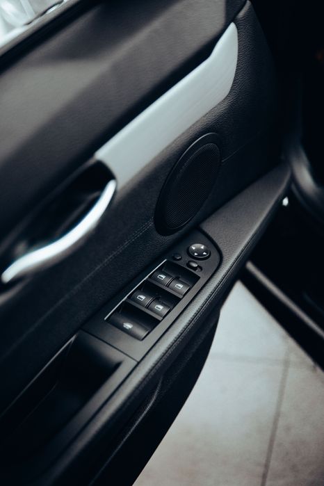 BMW Z4 e89 28i M sport pachet - 2 litri, 245 cai