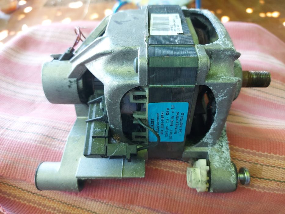 Мотор, тен, помпа на стиральную машину indesit