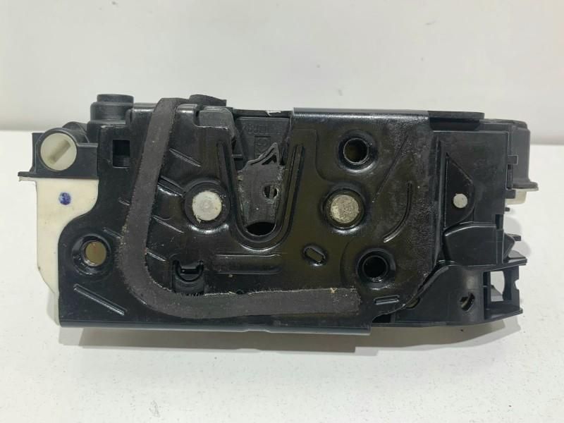 Broasca usa stanga spate Volkswagen Passat CC 5N0839015A