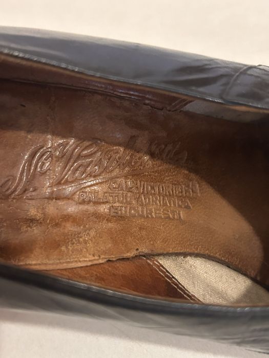 Pantofi vintage de lux din piele de sarpe perioada interbelica