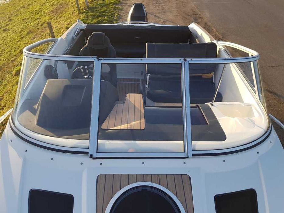 Barca+peridoc  Prins 580