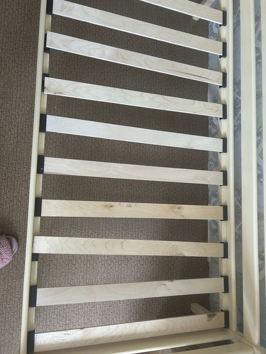 Продам кровать, детская подростковая!