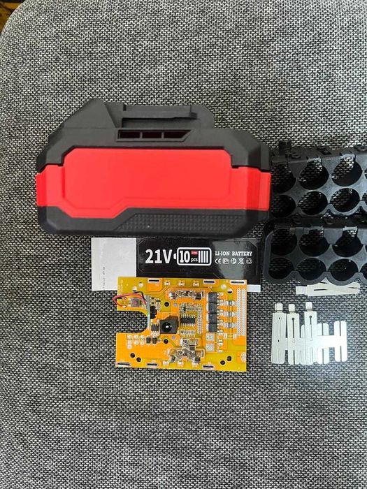 корпус для литиевых аккумуляторов Kit 18 вольт