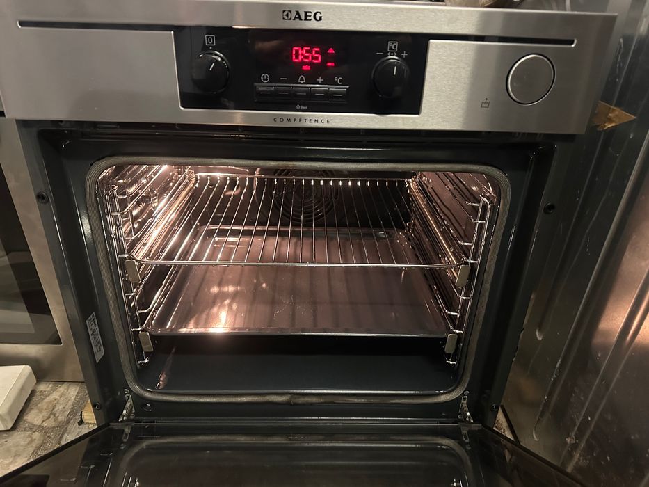 Фурна за вграждане Аег/Aeg