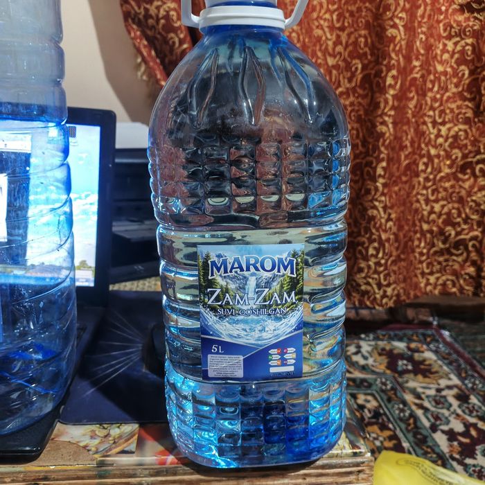 Yangi MAROM brendi ostida ishlab chiqarilayotgan Ichimlik suvlari 5l,1