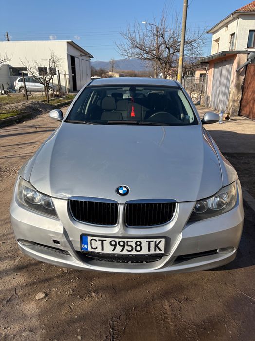 BMW e90 318i 2.0