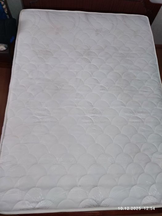 Матрас пружинный б/у