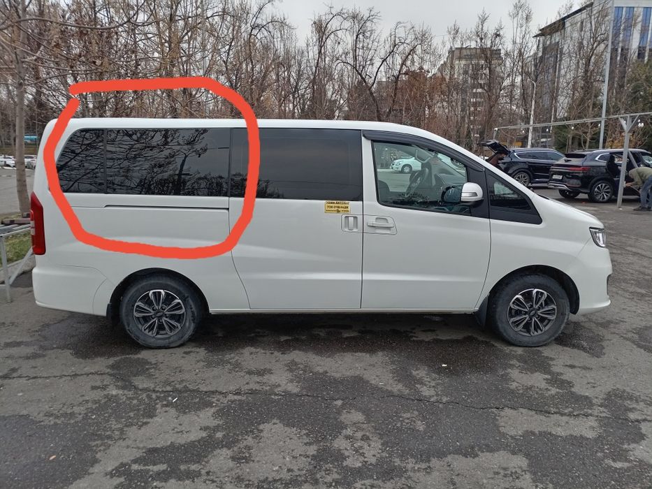Jac M3 orqa oynasi bor 2para Sotiladi