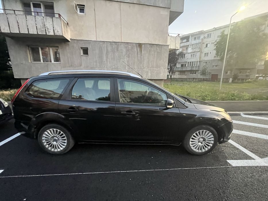 Dezmembrez ford focus 2008