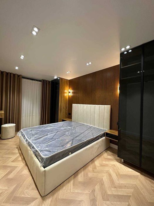 Квартира на сутки люкс в центре города 3в4 Ш. Руставели