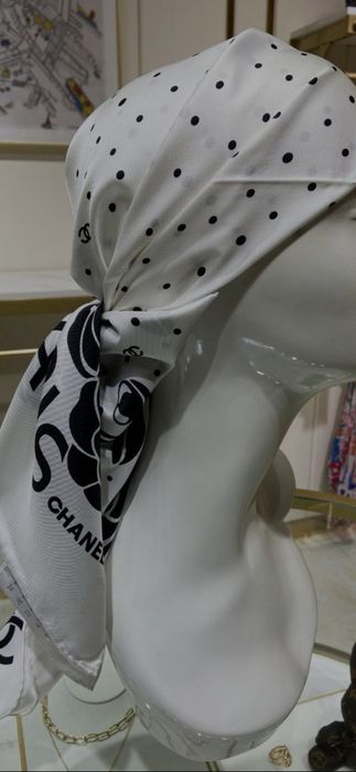 Eșarfe Chanel model 2026, 100% mătase, 90×90cm, 2 modele