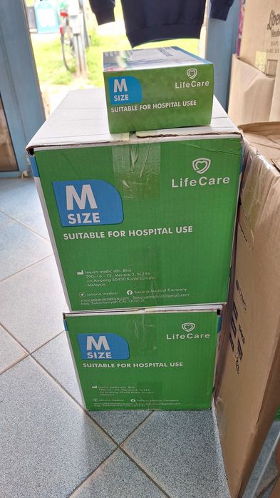 Нитрилни ръкавици, размер М, кутия 100 броя, сини