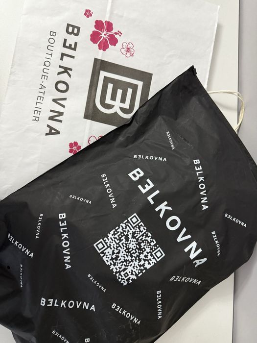 Можный тренч на прозоадную погоду.