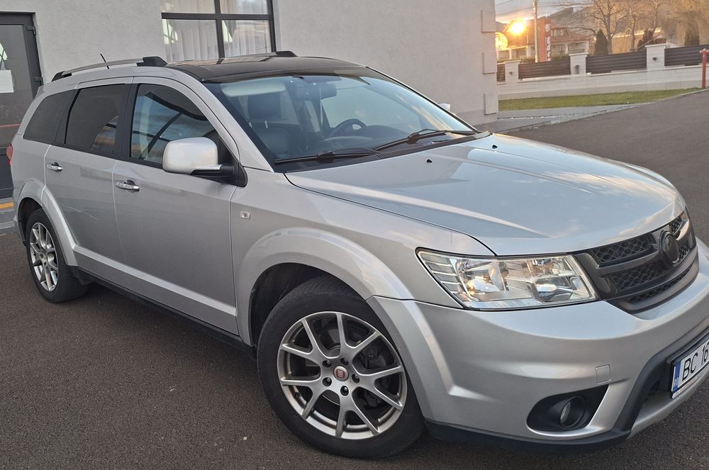 Fiat Freemont Lounge 4WD