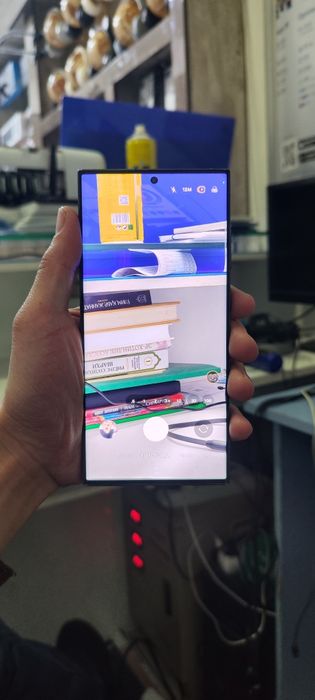 Samsung S23 Ultra.    juda arzon