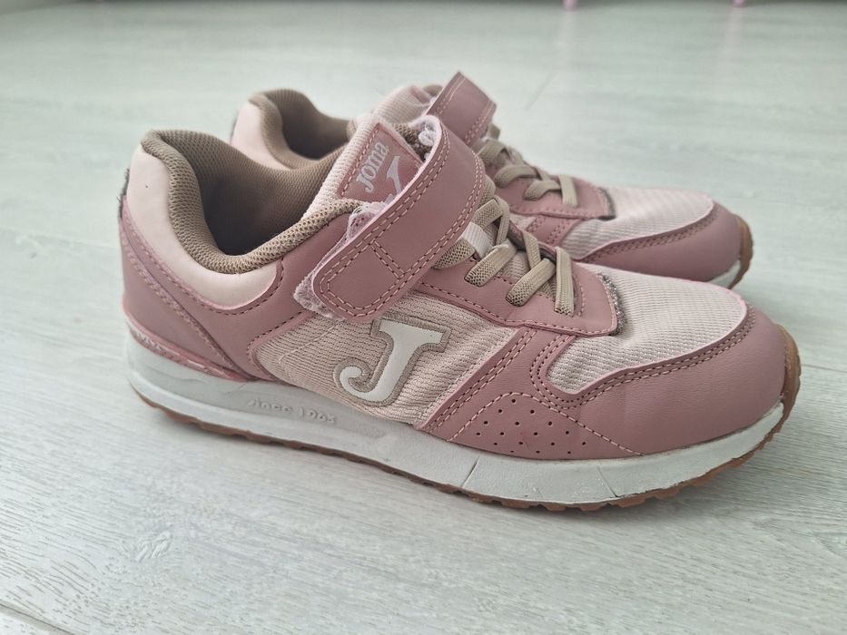 Маратонки Joma #35