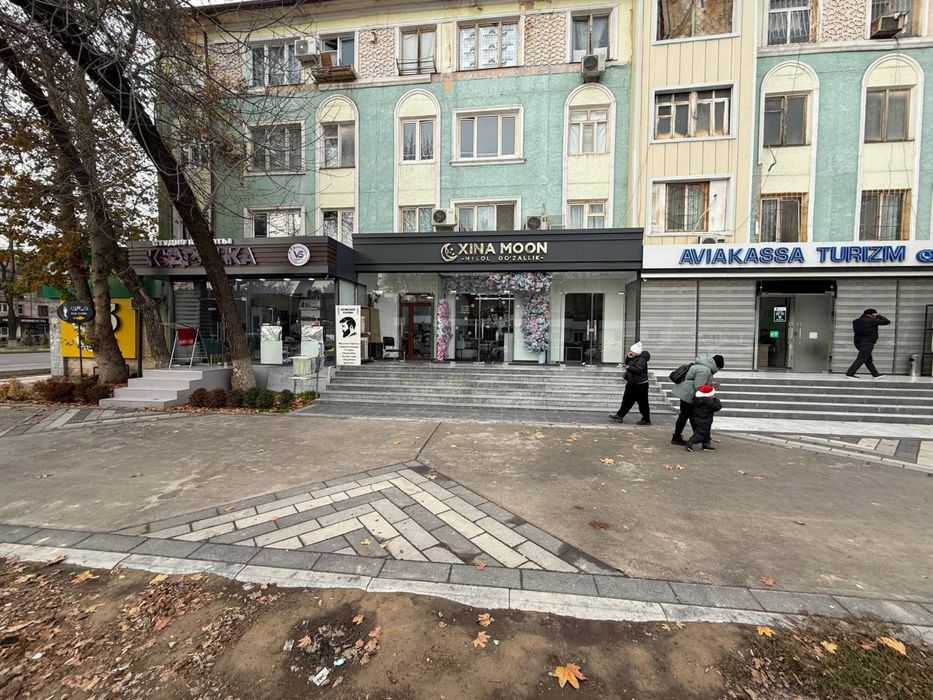 Чиланзар-8 евро нежилое помещение 70кв.м первая линия с арендатором