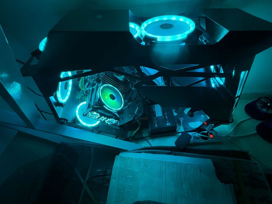 Продатеся мощный игровой компьютер