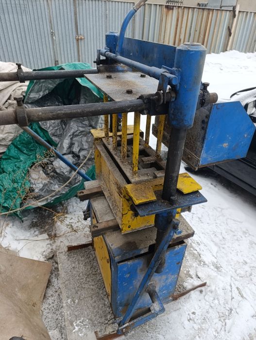 Вибропресс пескоблока