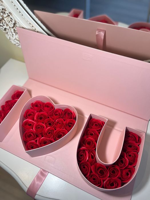 Делукс подаръчна кутия с рози