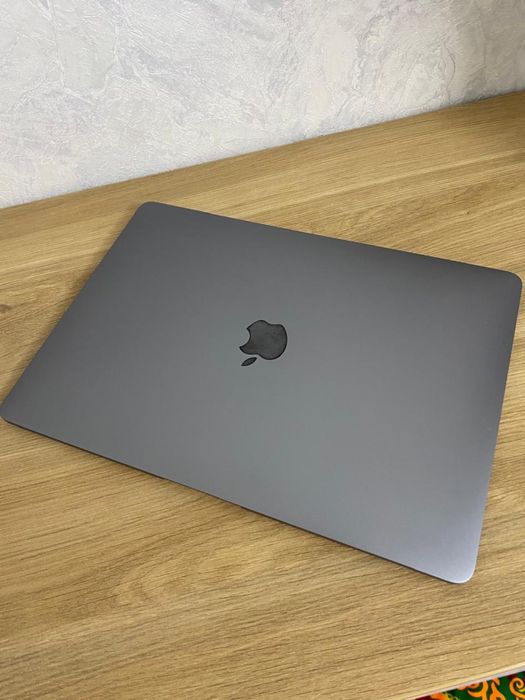 Macbook air в идеальном состоянии