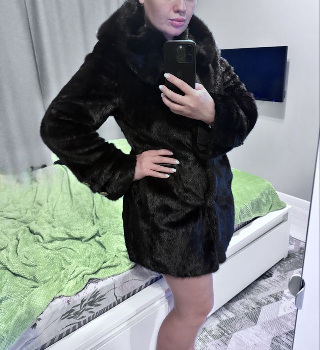 Продам Норковую Шубу