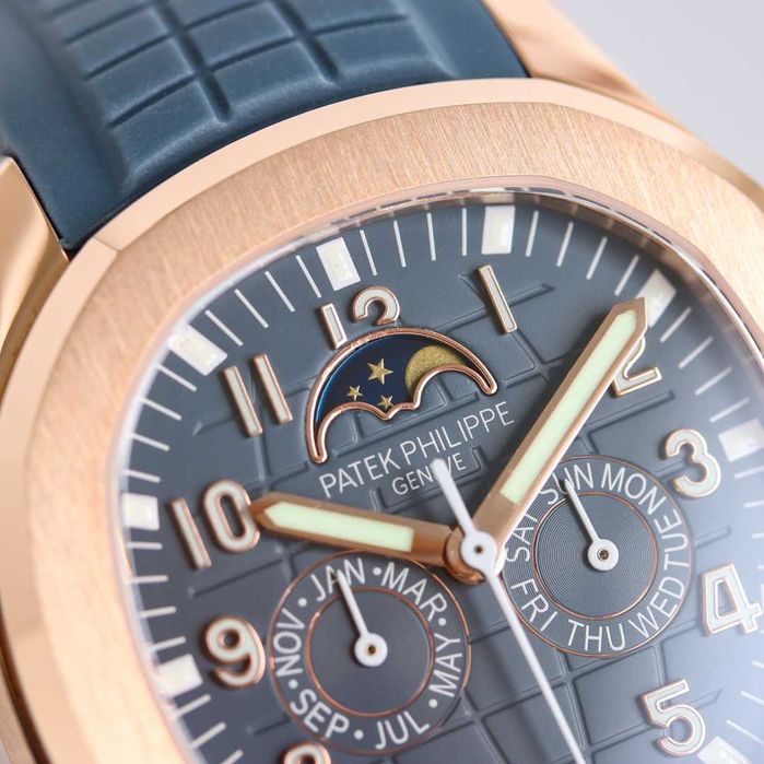 Автоматичен мъжки часовник Patek Philippe Aquanaut Annual Calendar