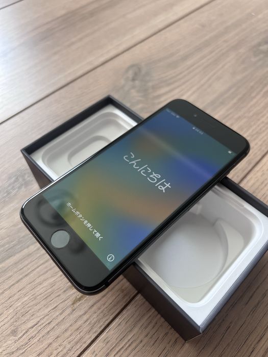 Оригинал IPhone 8