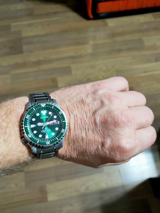 Ceas Citizen Promaster Diver’s Automatic 200m Titan, Model NY0100-20XE