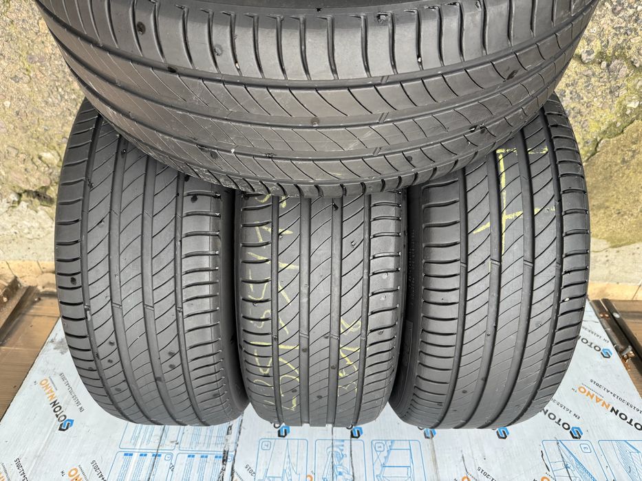 Anvelope 235 55 18