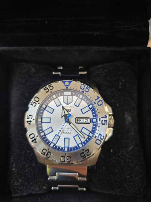 Seiko 5 Sports Blue Ice Monster