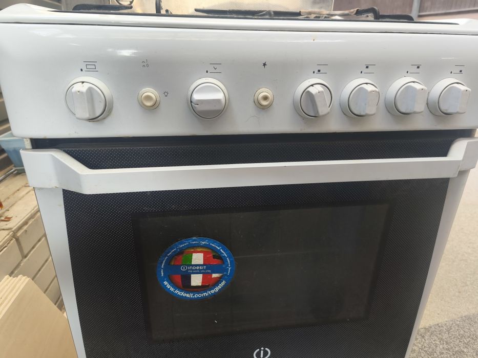 Газовая плита indesit