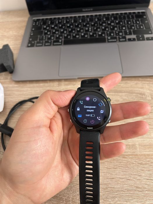 Продам часы Garmin Forerunner 255 music