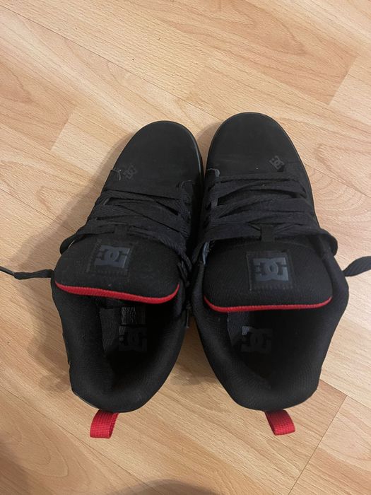 Adidasi DC de vanzare
