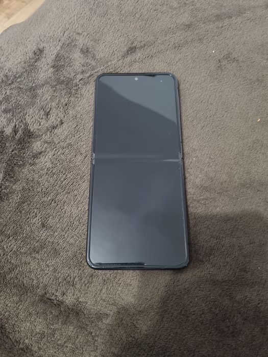 Samsung galaxy z flip 4 ca nou