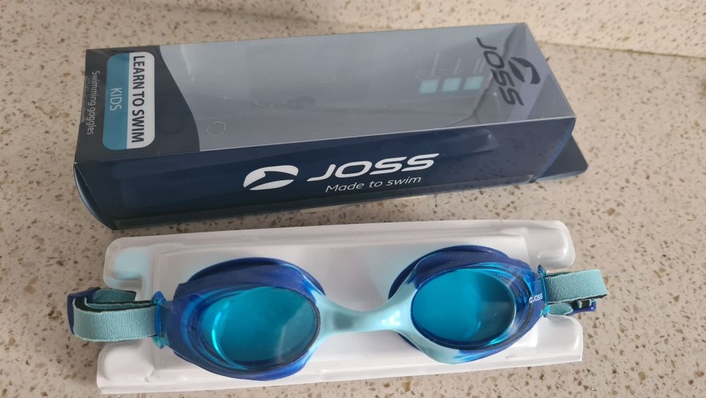 Продам очки для плавания детские