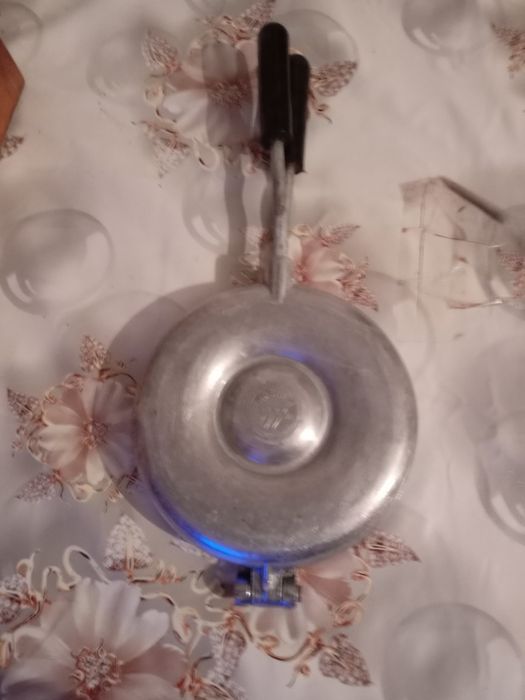 Орешницы  чугунные ссср времен.