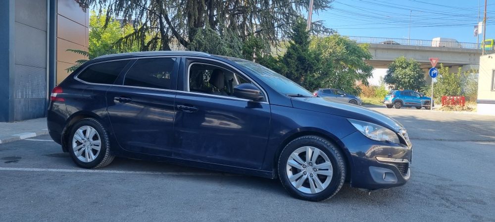 Peugeot 308 România