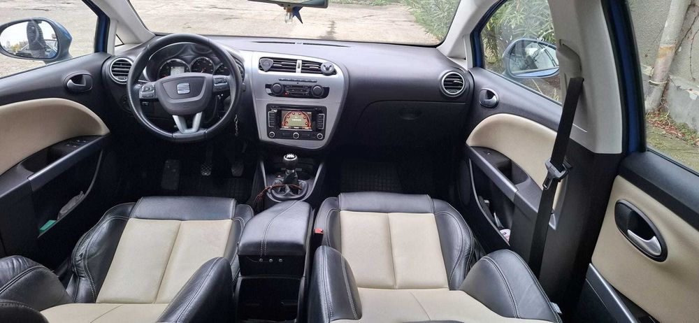 Seat Leon 2012 ***Tapiterie piele+ Navigatie***