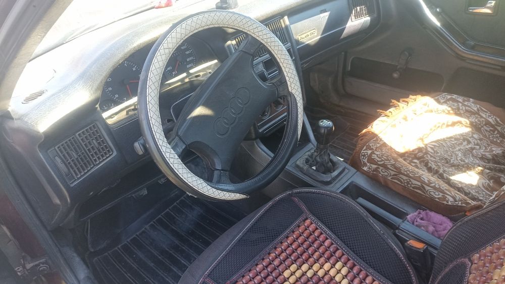 Продам Ауди 80 на ходу