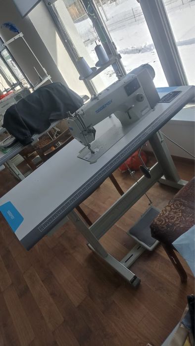 Швейная машинка промышленная