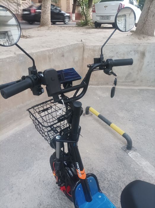 Monstir eliktronvelik SROCHNI SOTILADI