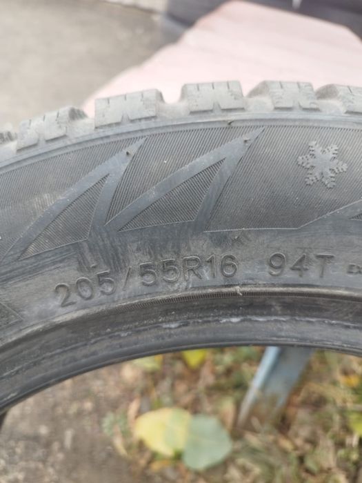 Продам шины 205/55/16