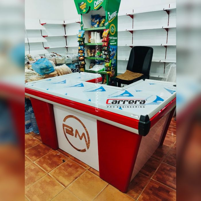 Стеллажи,витрины,холодильники,стелажи