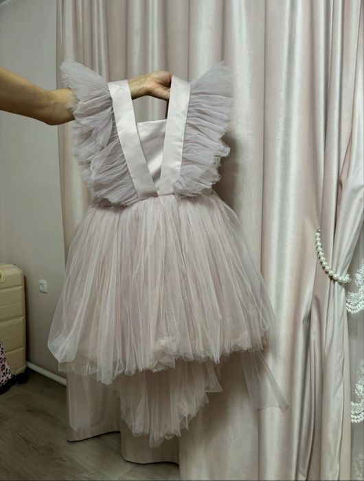 Платье детское нарядное розовое