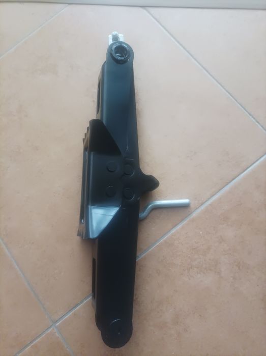 Продавам крик за Рено Клио 4