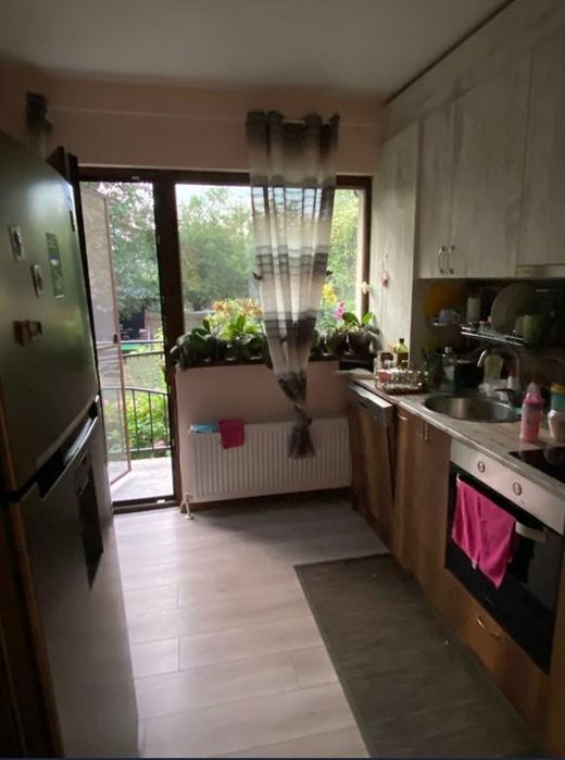 Тристаен апартамент под наем в ж.к. Бояна, 2195043